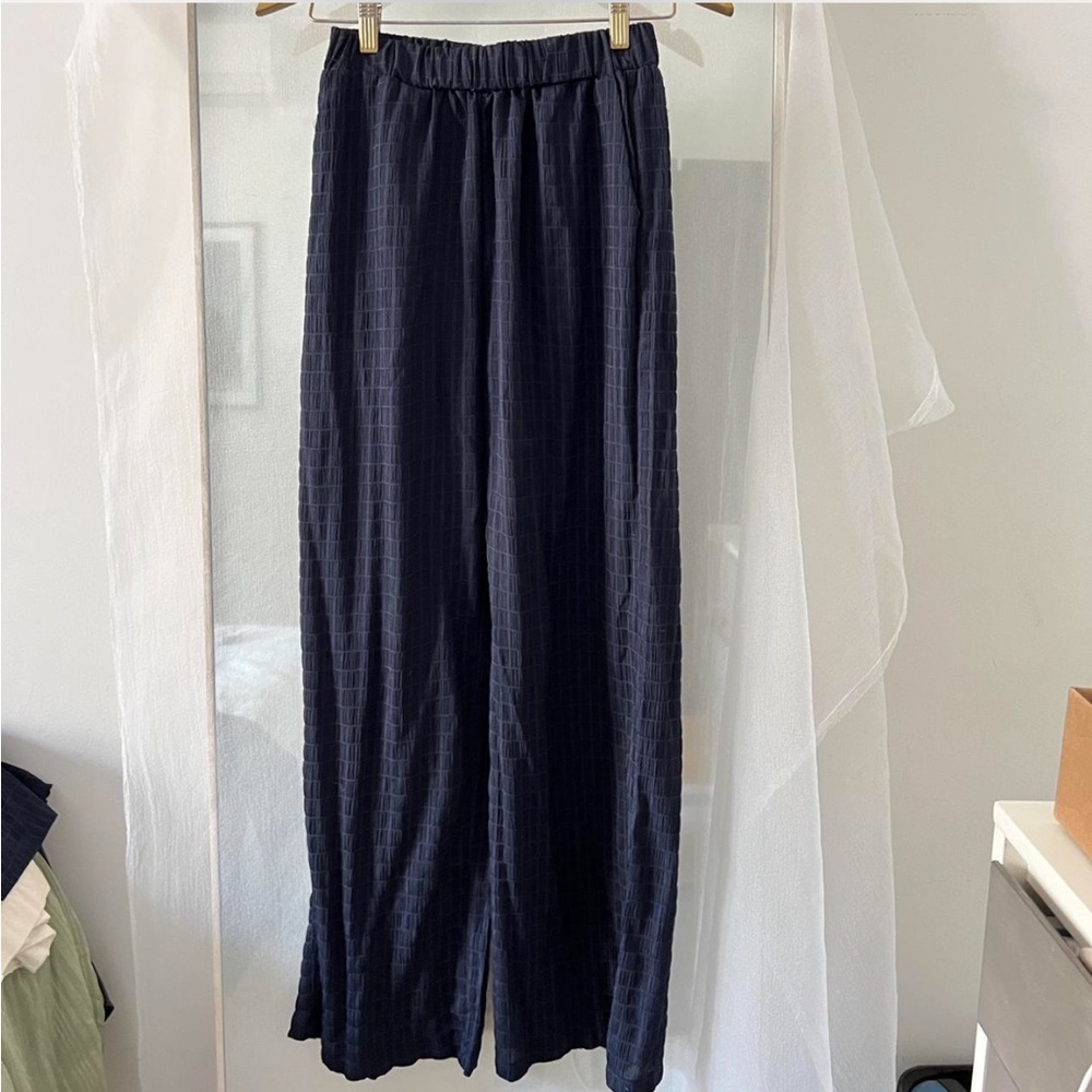 Flowy Textured Pants